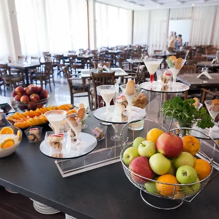 Hotel Mercury 4*